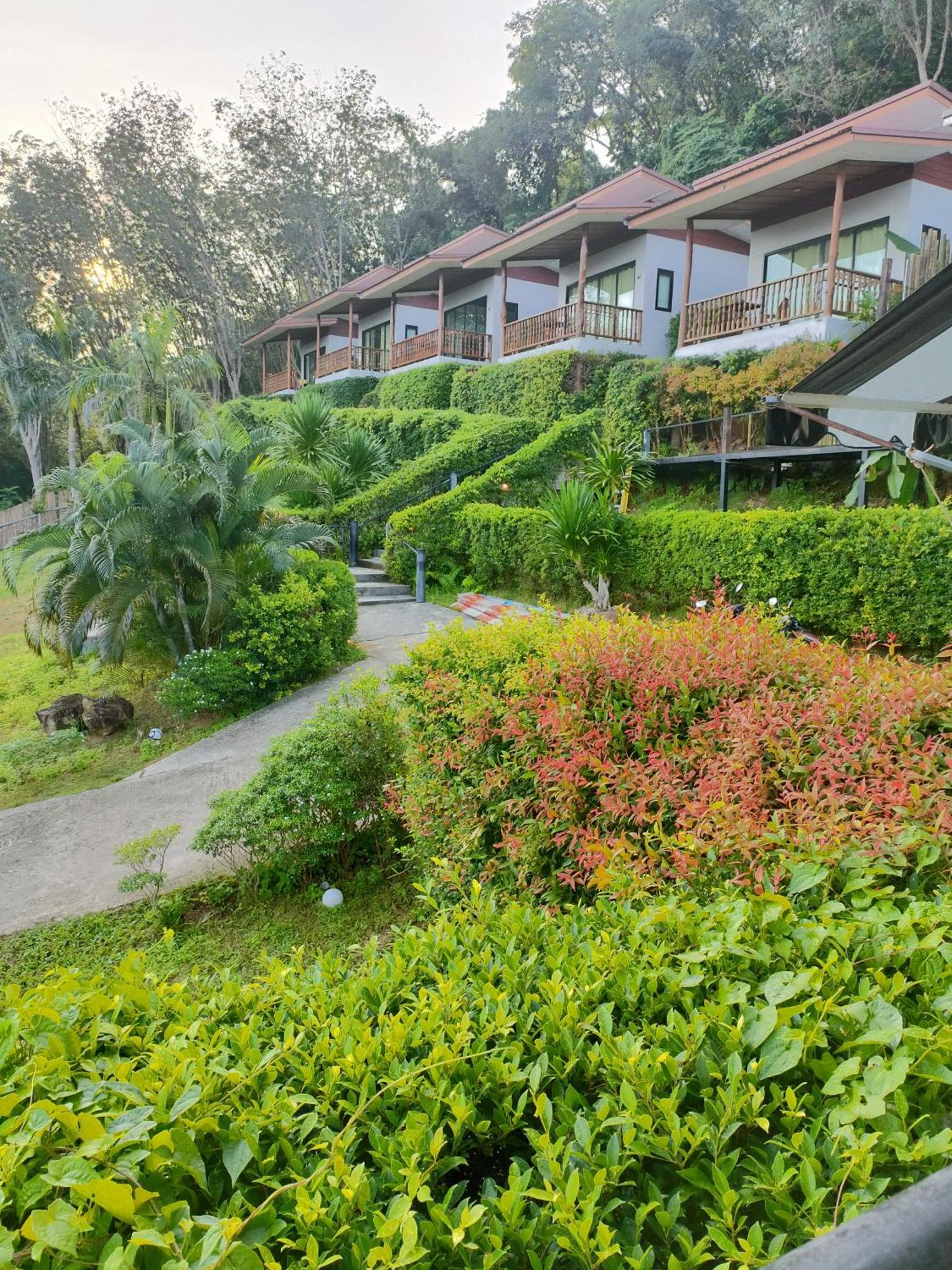 เรสติ้งเพลส เกาะยาวใหญ่ Hostel ภายนอก รูปภาพ